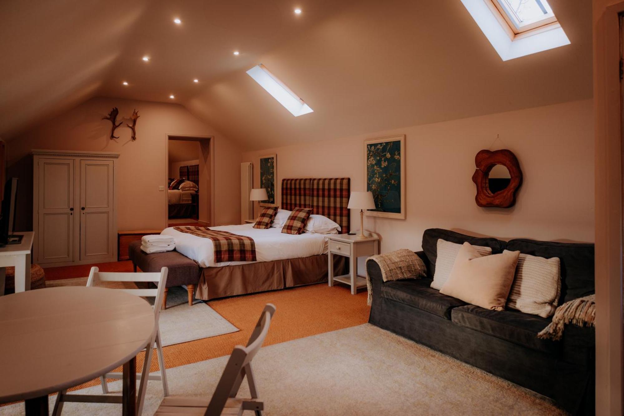 Swinton Bivouac Villa มาสแซม ภายนอก รูปภาพ